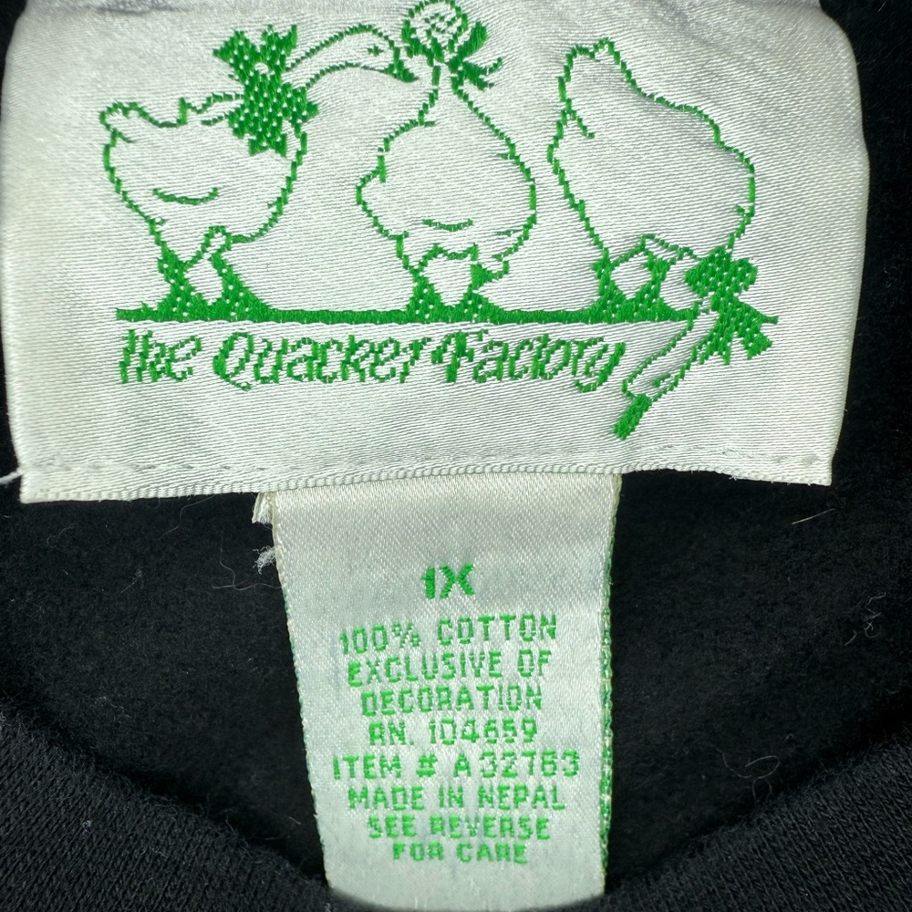 Vintage 100% Cotton Embroidered Heart Sweatshirt - Picture 4 of 4